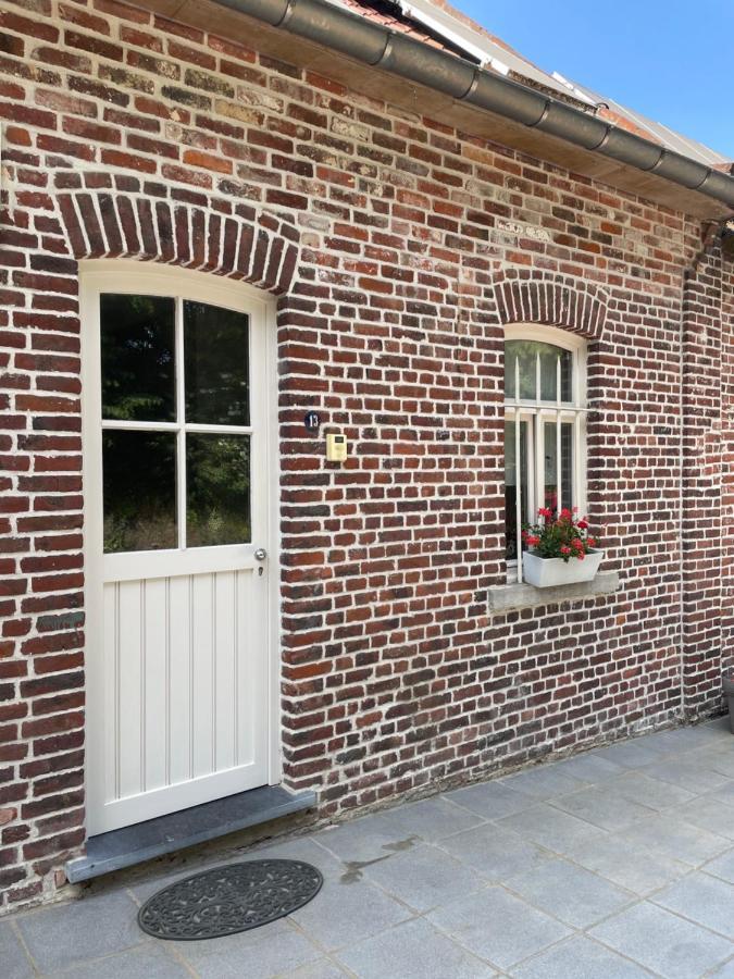 La Canopee Des Arbres, Anna Ellezelles Eksteriør billede
